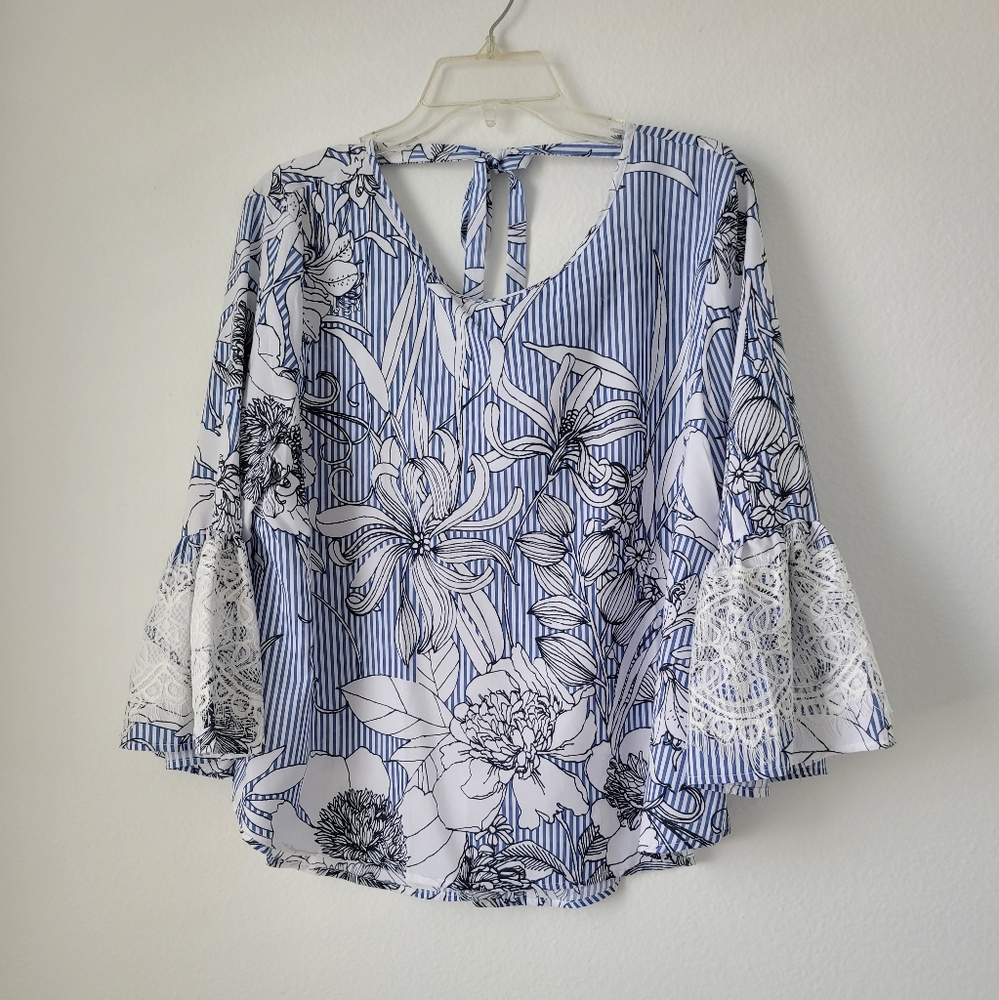 Flores striped n floral Women's blouse top Size 2X